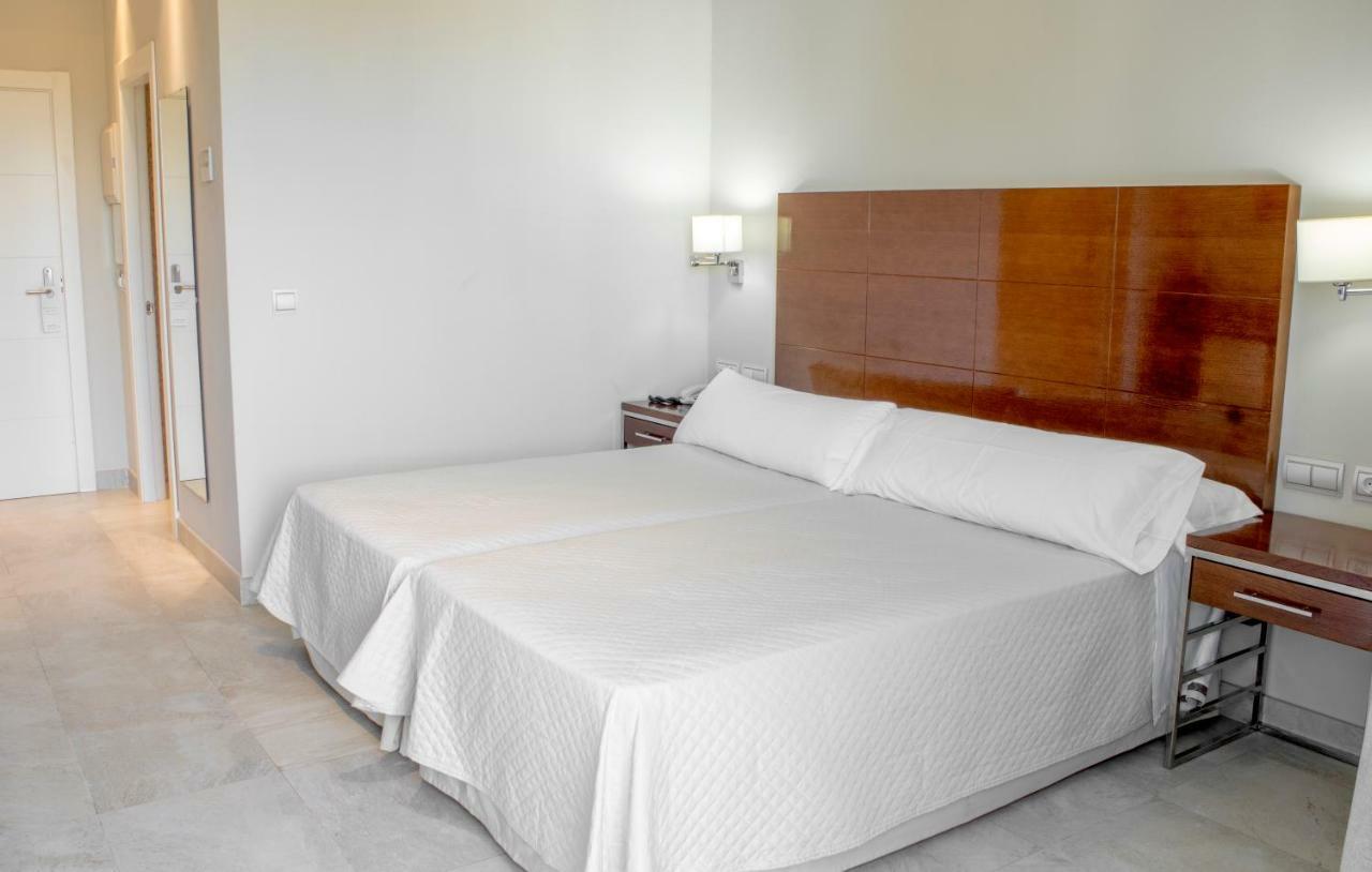Hotel Atlantico Zahara de los Atunes Buitenkant foto